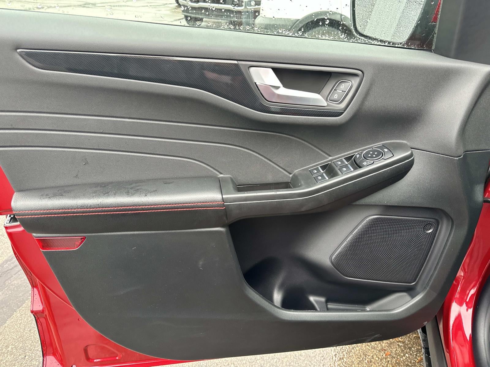 2026 Ford Escape ST-Line Select