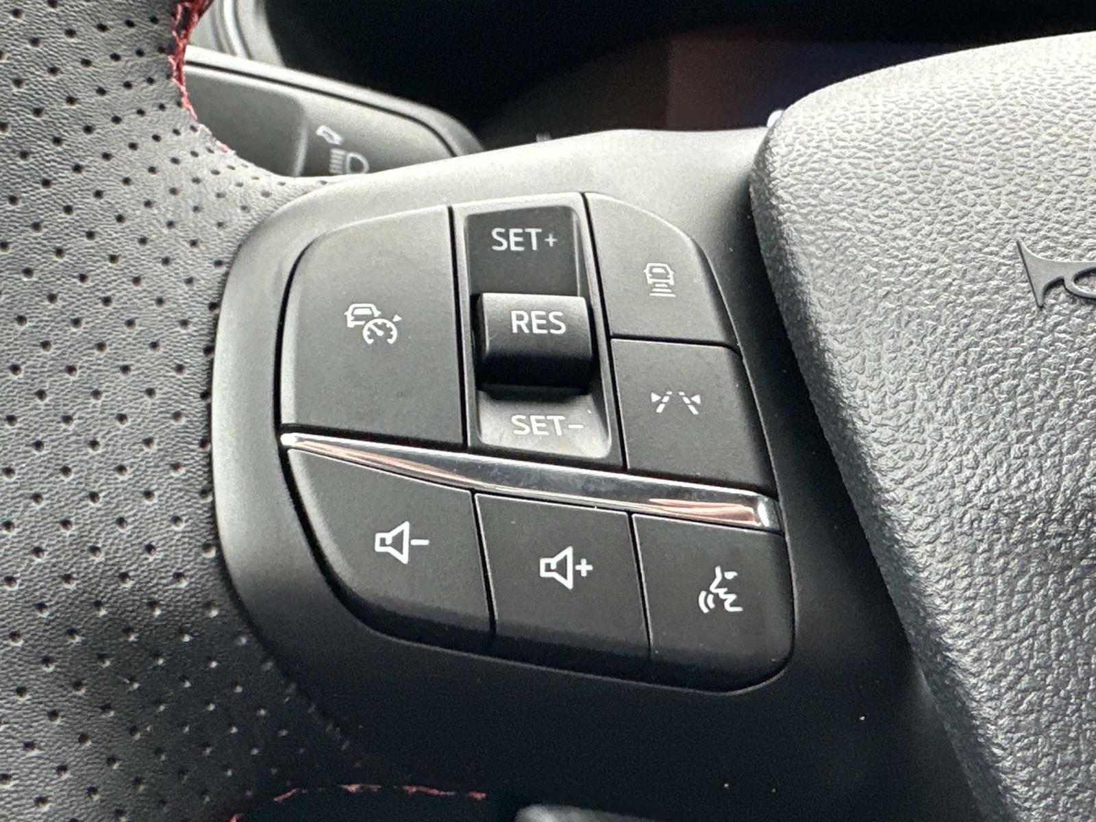 2026 Ford Escape ST-Line Select