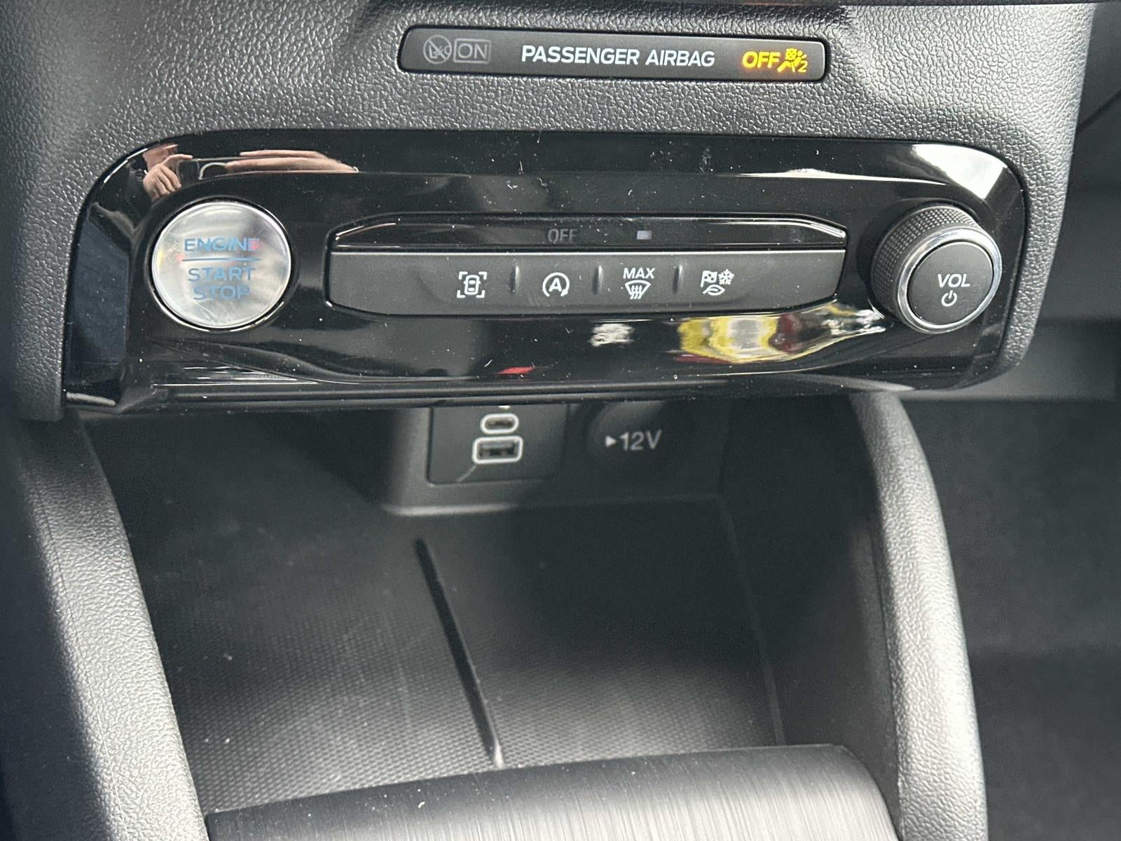 2026 Ford Escape ST-Line Select