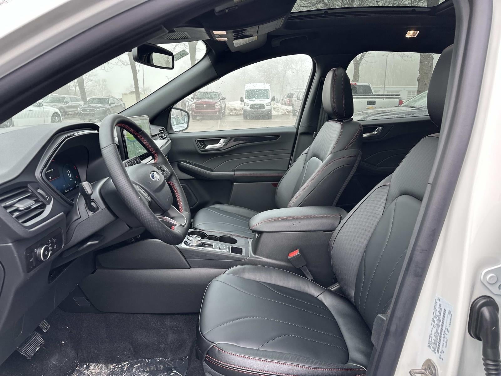 2026 Ford Escape ST-Line Elite