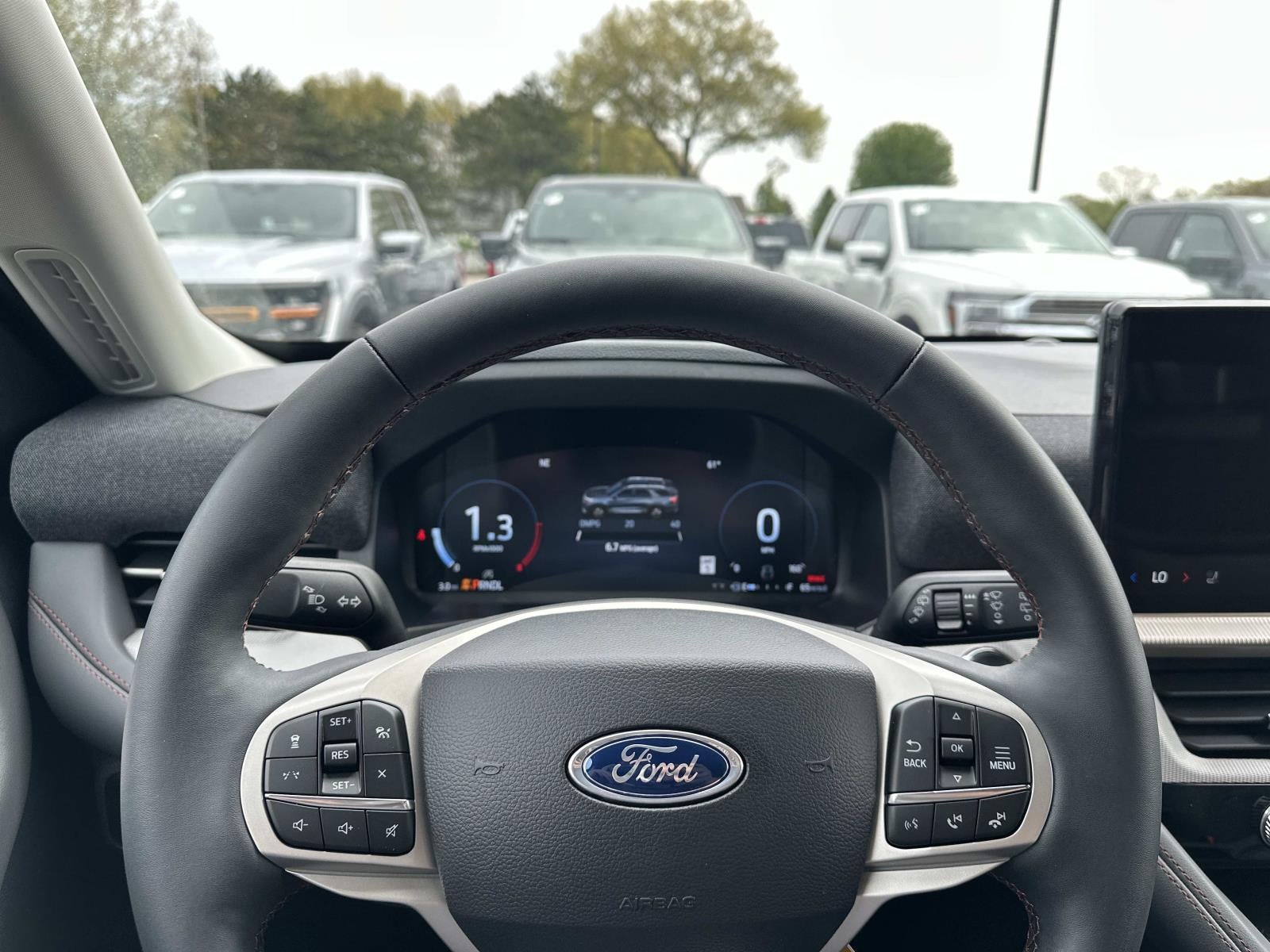 2026 Ford Explorer Active w/100A Pkg 4WD