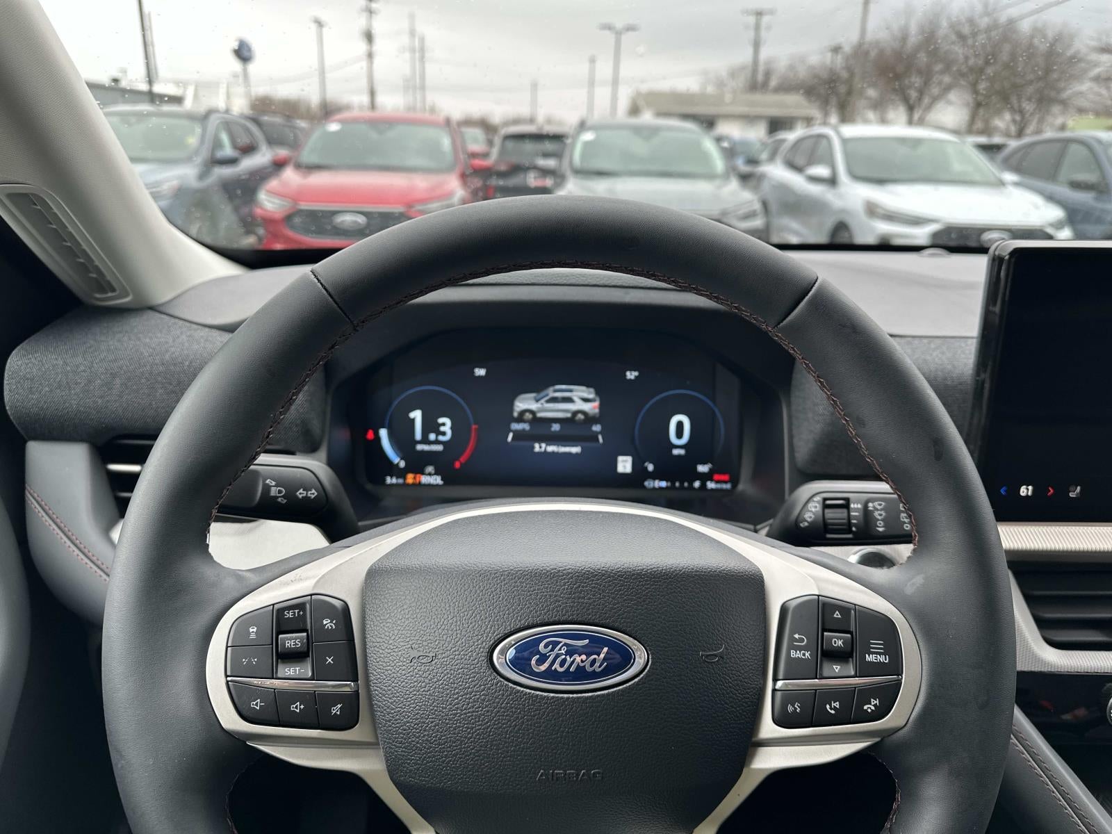 2026 Ford Explorer Active w/100A Pkg 4WD