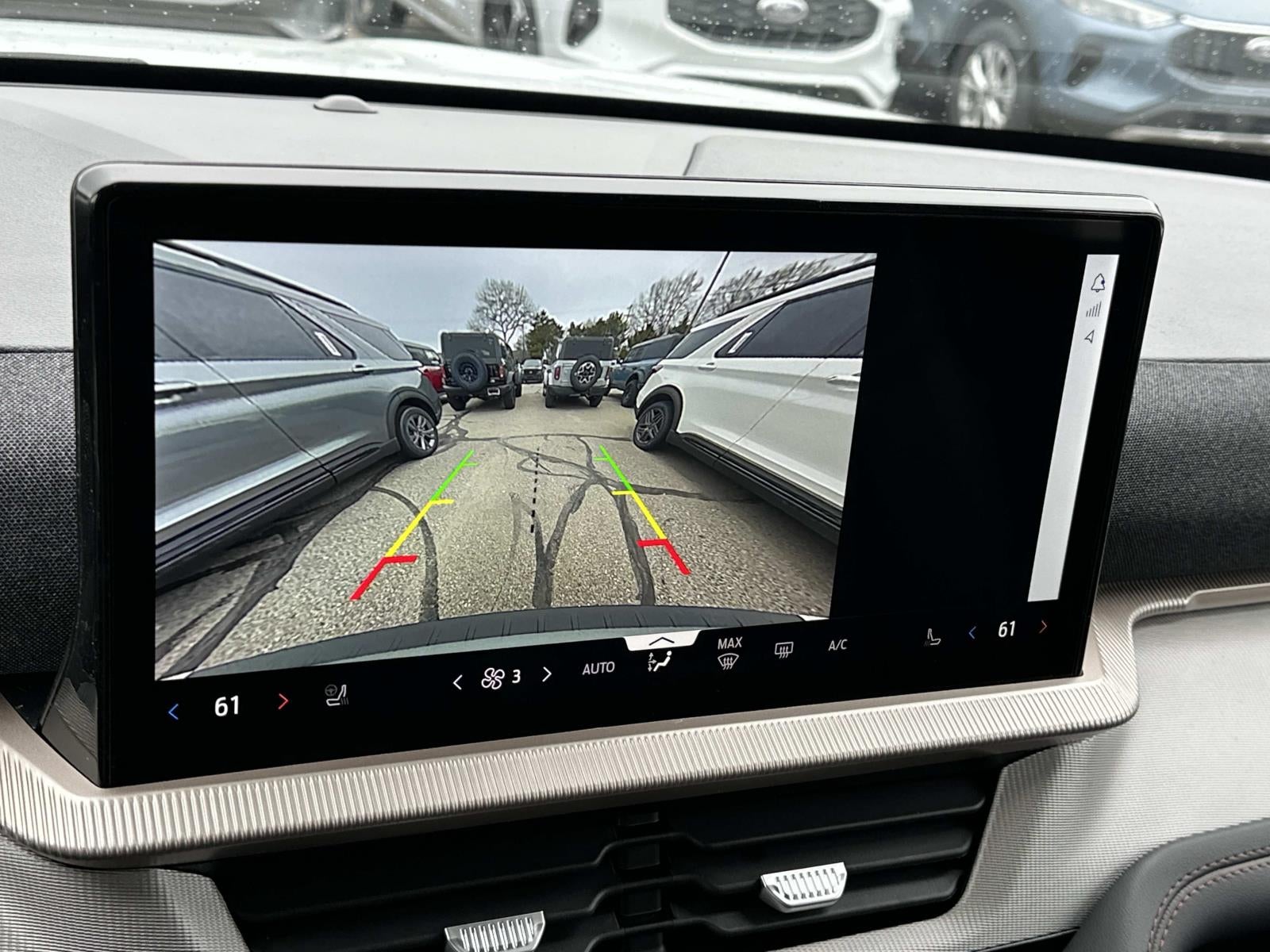 2026 Ford Explorer Active w/100A Pkg 4WD