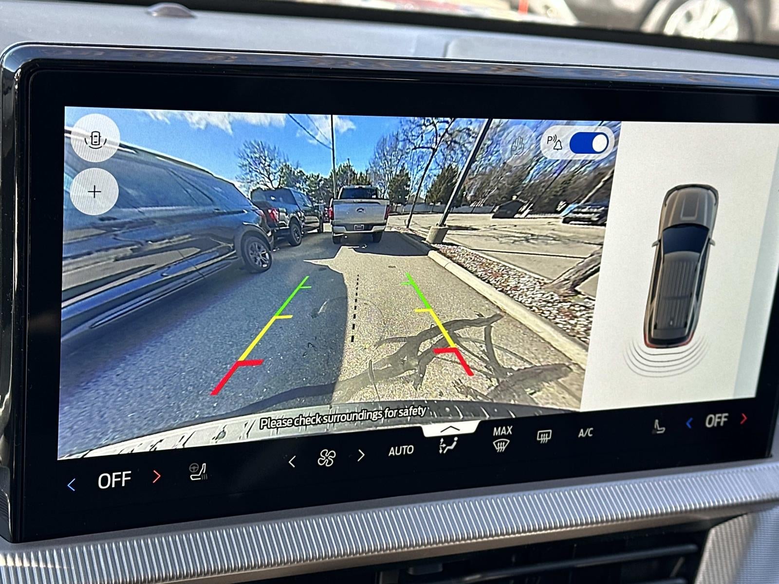 2026 Ford Explorer Active w/100A Pkg 4WD