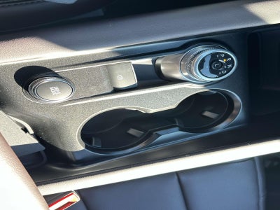 2027 Ford Explorer Platinum 4WD
