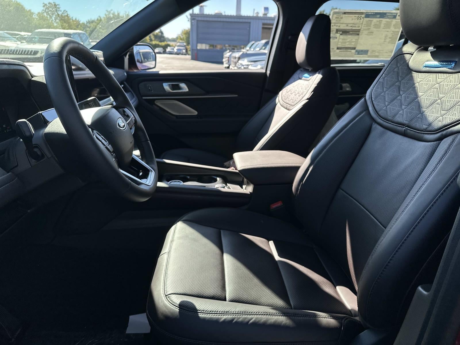 2027 Ford Explorer Platinum 4WD