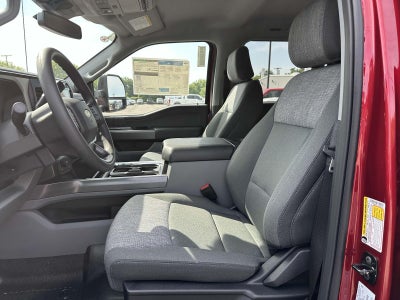 2025 Ford Super Duty F-250 SRW XLT 4WD Crew Cab 6.75' Box