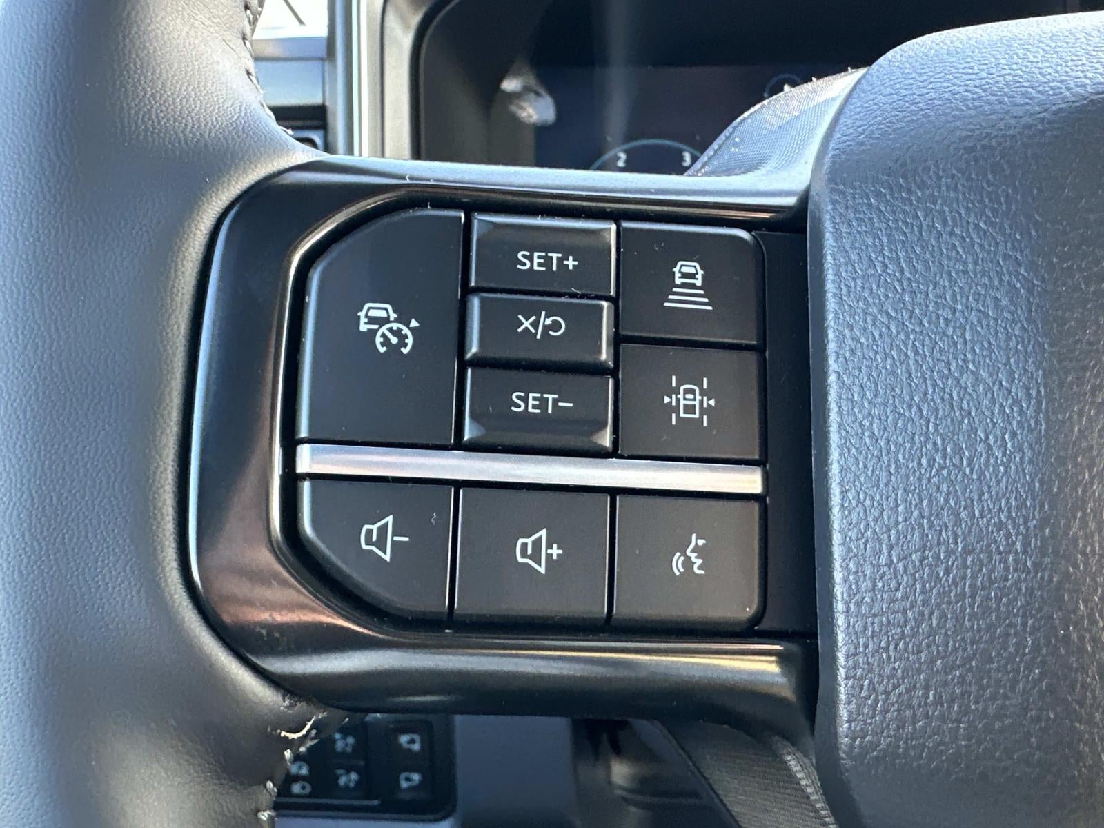 2027 Ford Super Duty F-350 SRW Platinum
