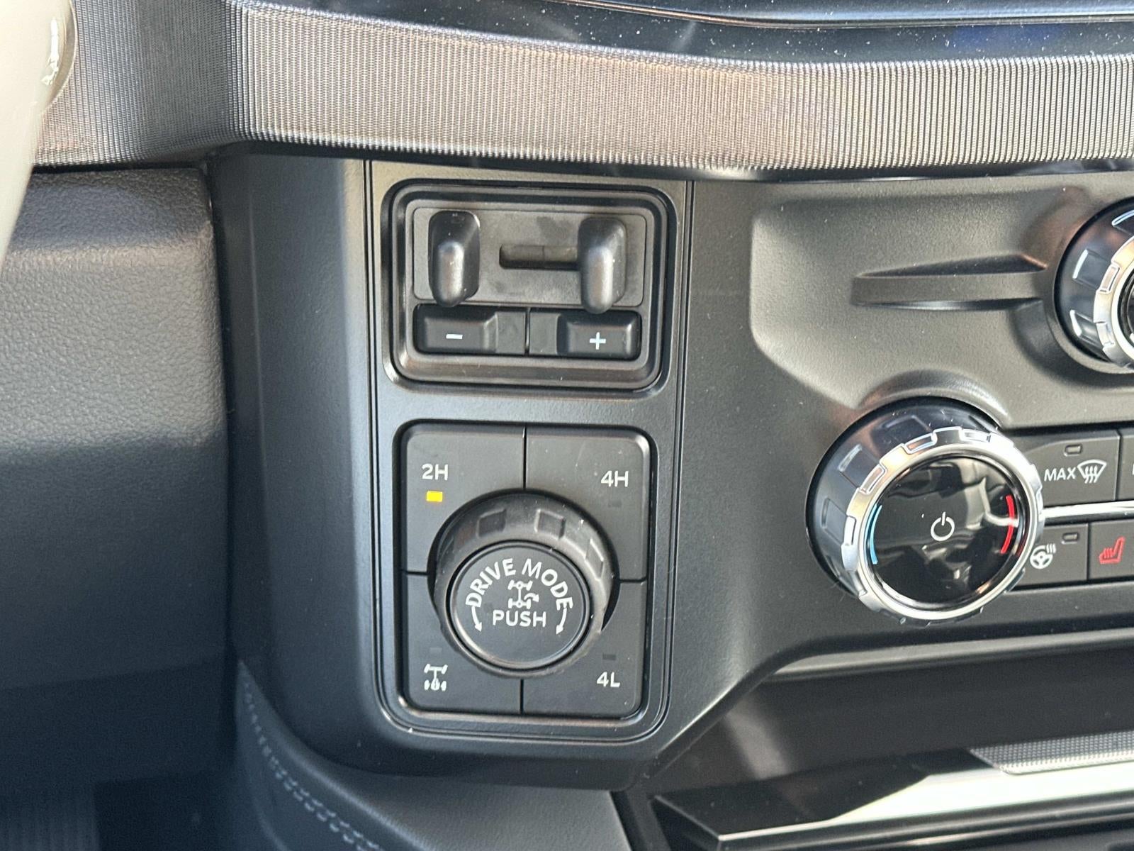 2027 Ford Super Duty F-350 SRW Platinum