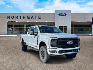 2027 Ford Super Duty F-350 SRW Platinum