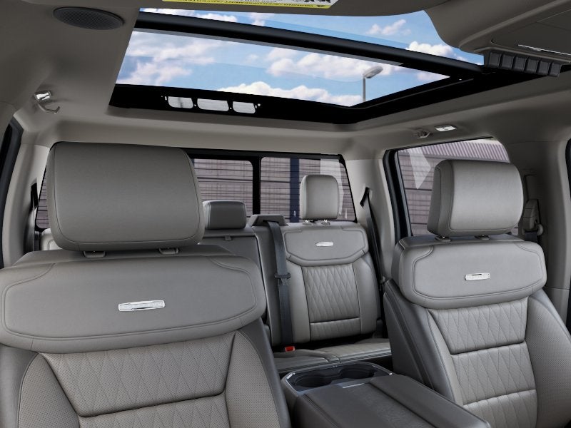 2027 Ford Super Duty F-350 SRW Platinum