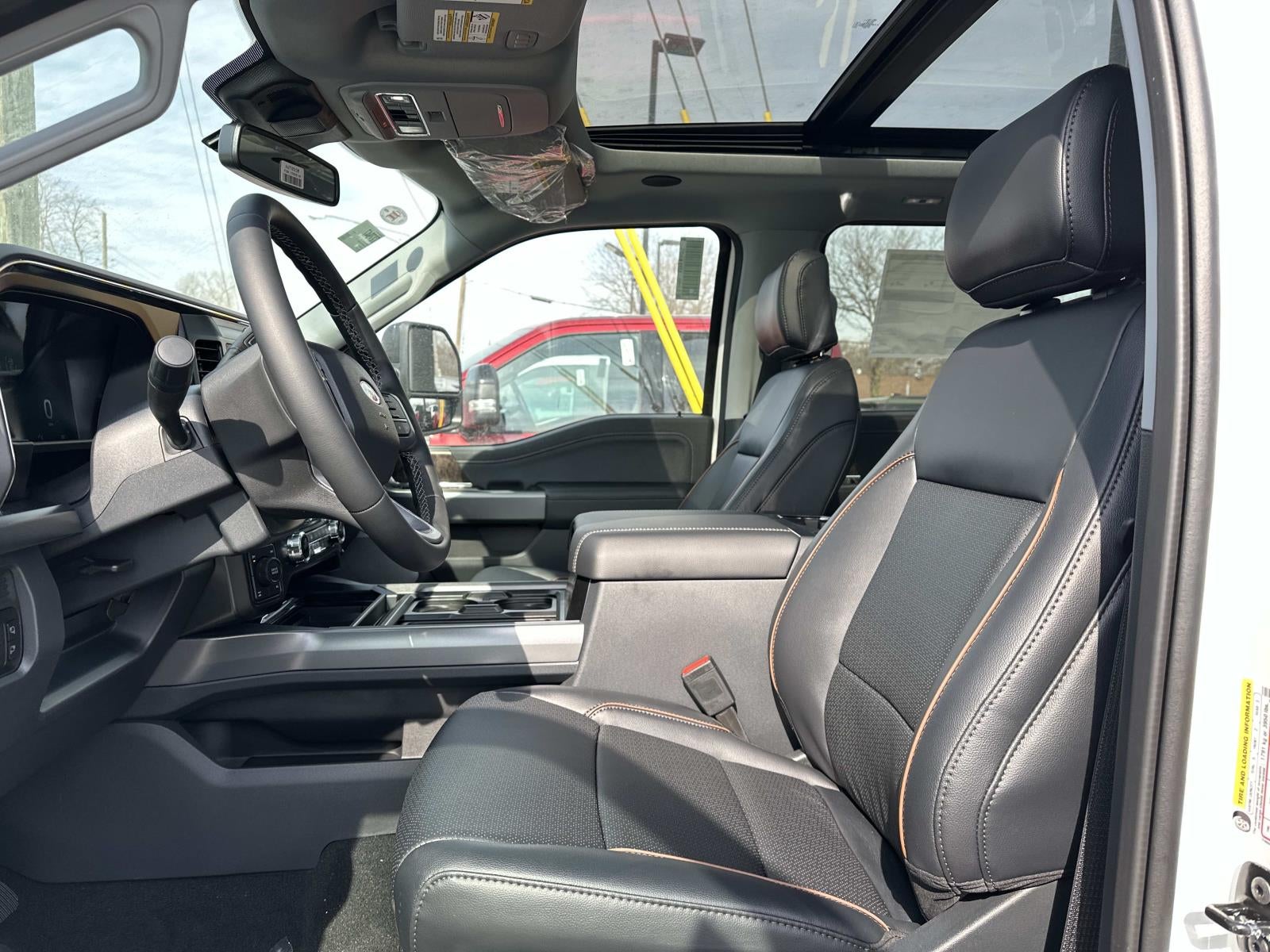 2026 Ford Super Duty F-350 SRW Lariat