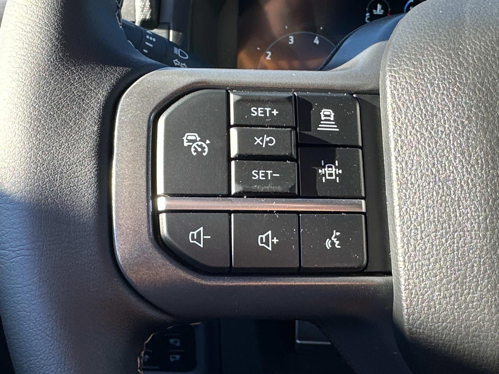 2025 Ford F-150 XLT 4WD SuperCrew 5.5' Box