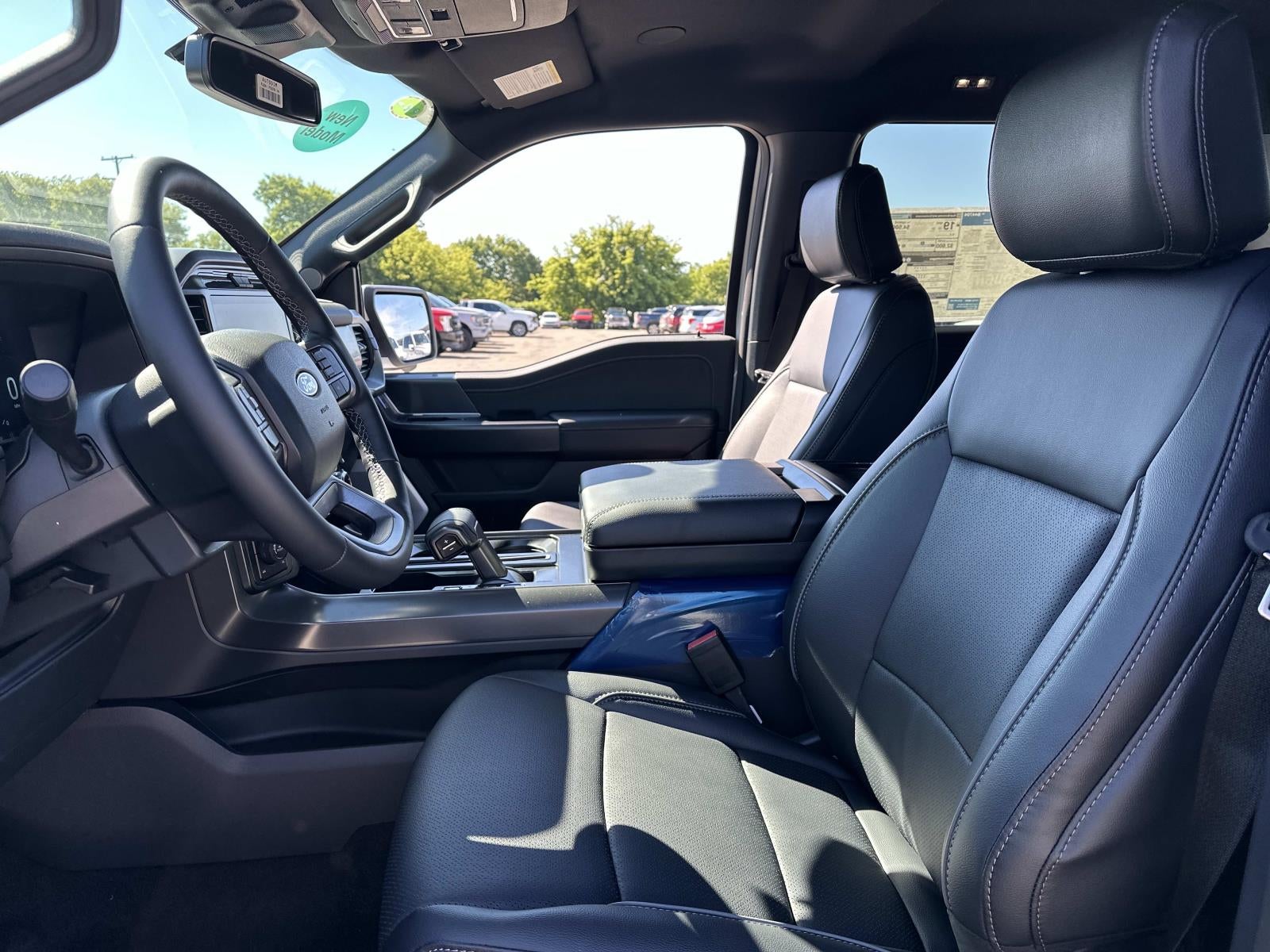 2026 Ford F-150 LARIAT 4WD SuperCrew 5.5' Box