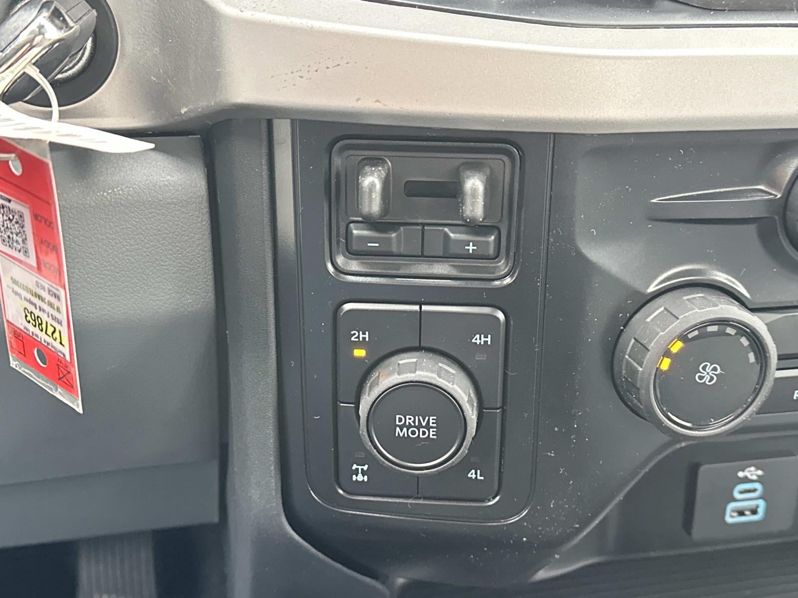 2026 Ford Super Duty F-350 SRW XLT