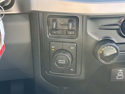 2026 Ford Super Duty F-350 SRW XLT 4WD Reg Cab 8' Box