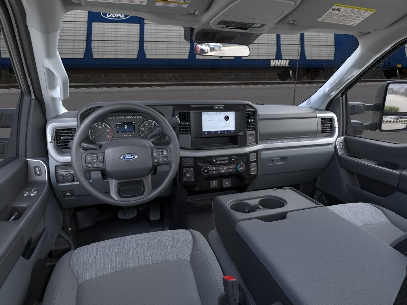2026 Ford Super Duty F-350® XLT