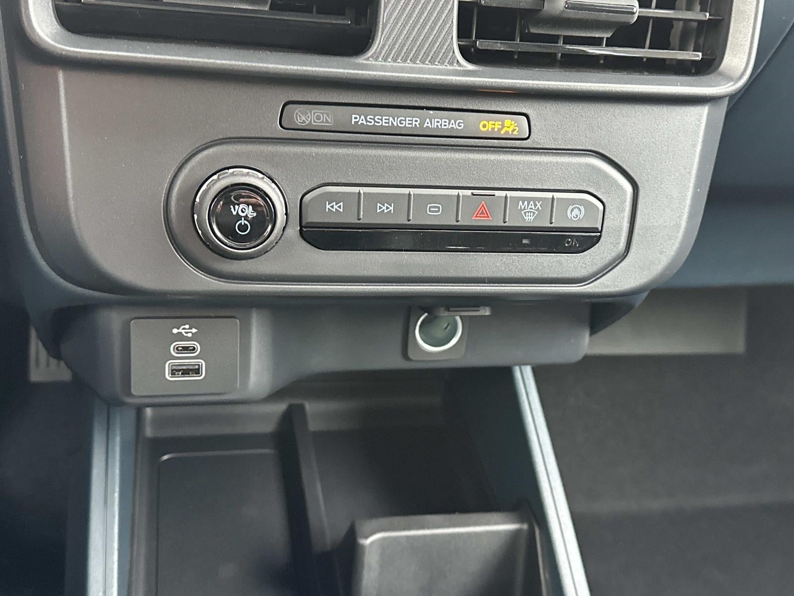 2025 Ford Maverick XL