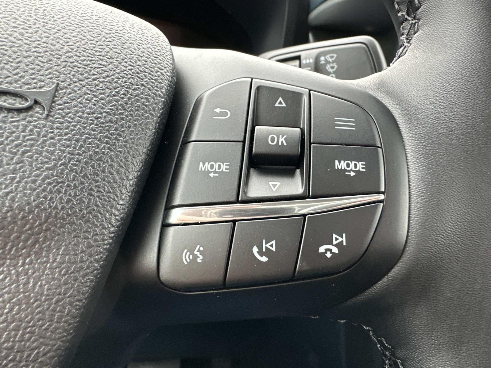 2026 Ford Maverick LARIAT AWD SuperCrew