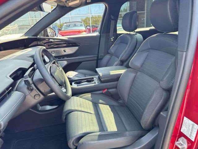 2025 Lincoln Nautilus Reserve