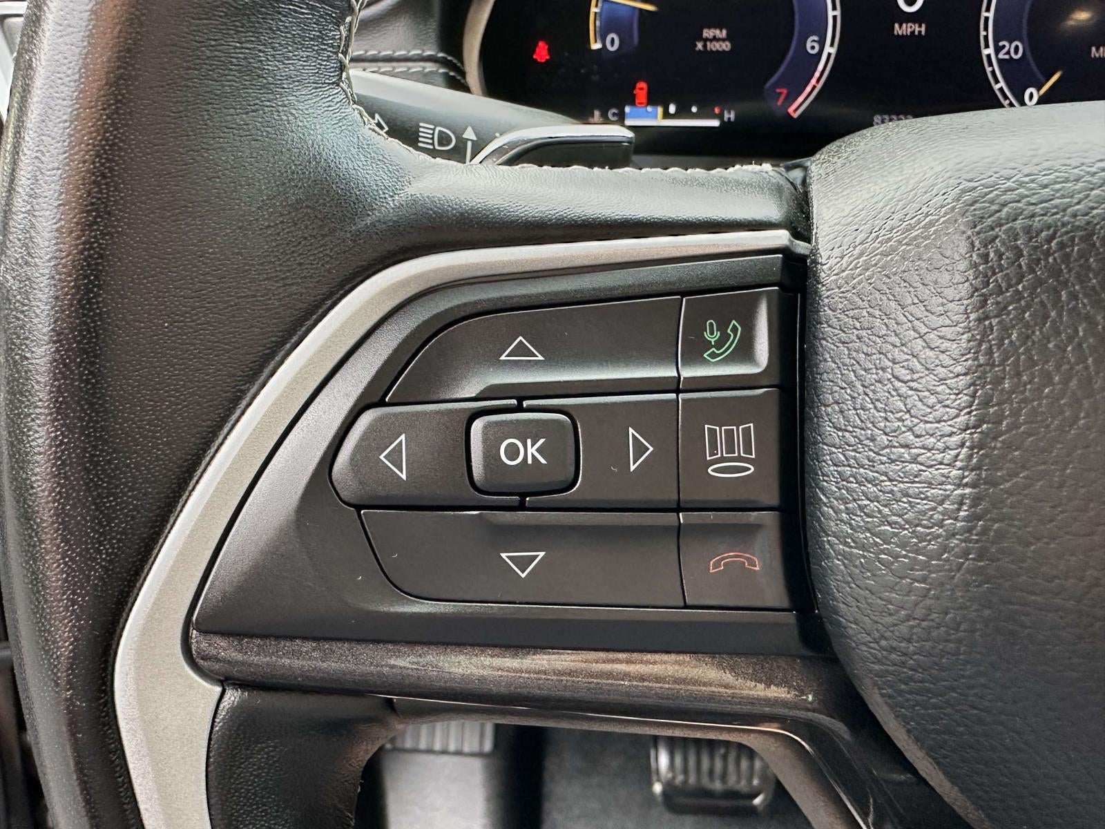 2022 Jeep Grand Cherokee Laredo 4x4