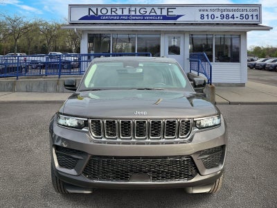 2022 Jeep Grand Cherokee Laredo 4x4