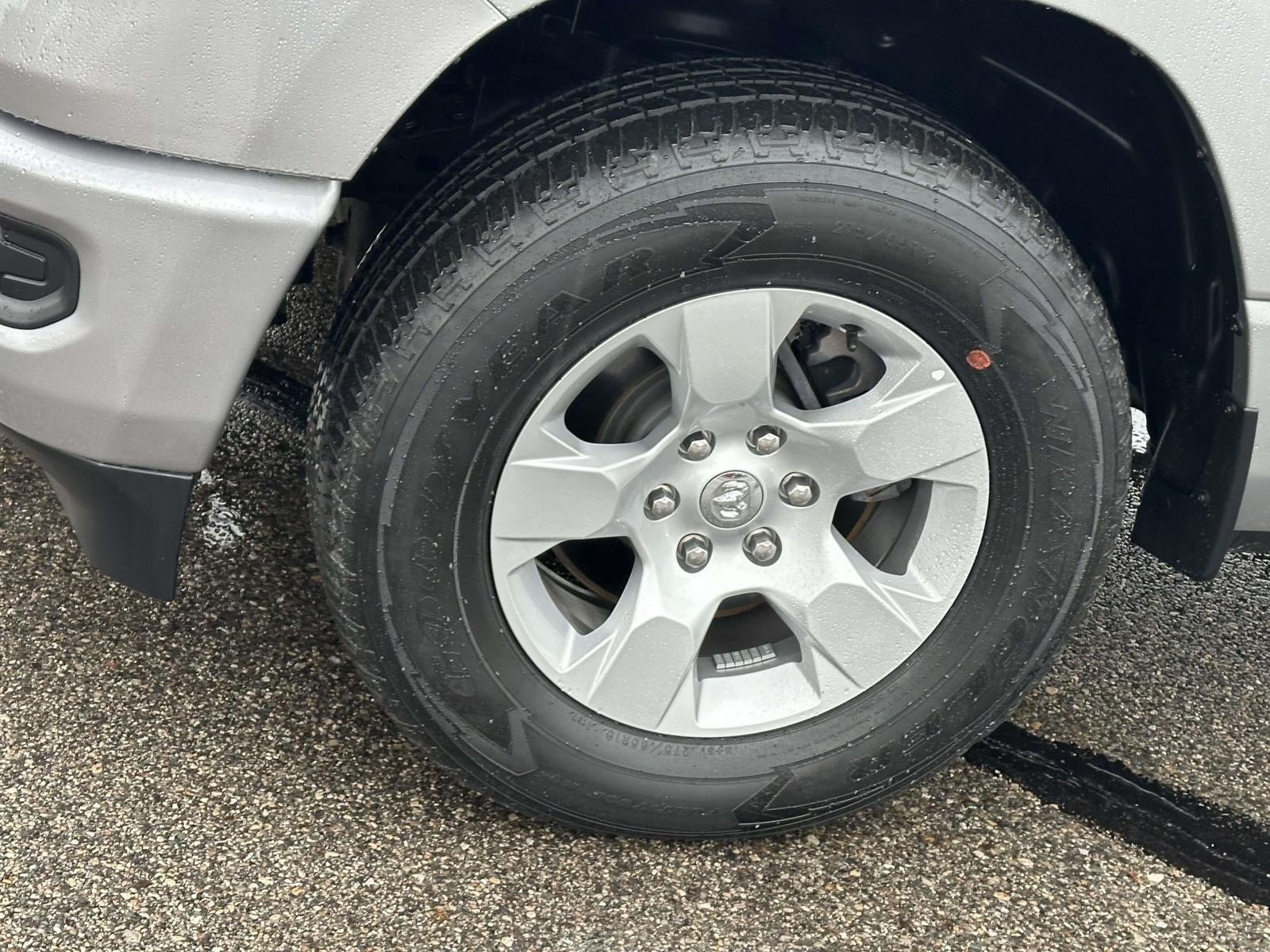 2023 RAM 1500 Big Horn 4x4 Quad Cab 6'4 Box