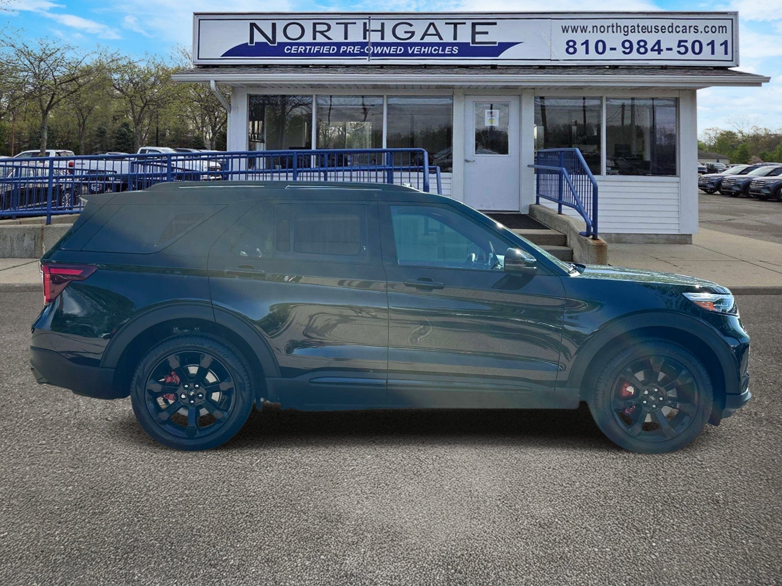 2024 Ford Explorer ST 4WD