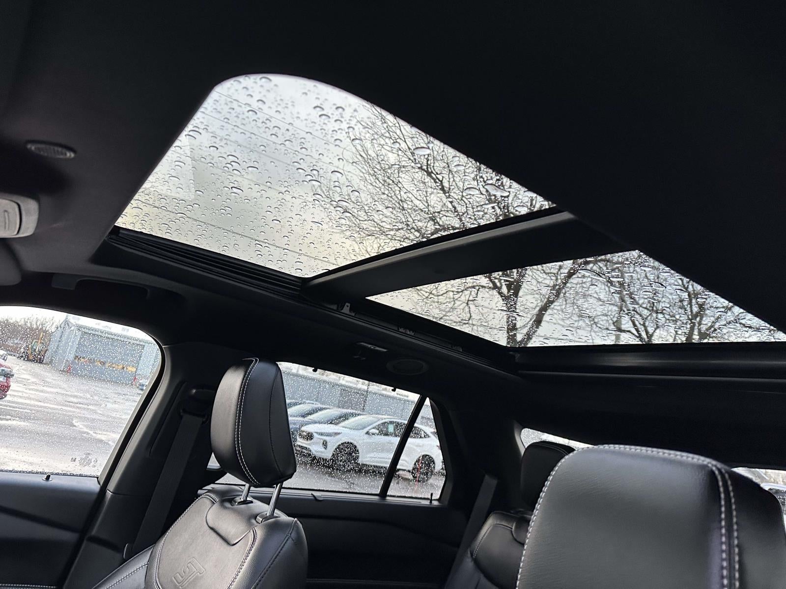 2023 Ford Explorer ST 4WD