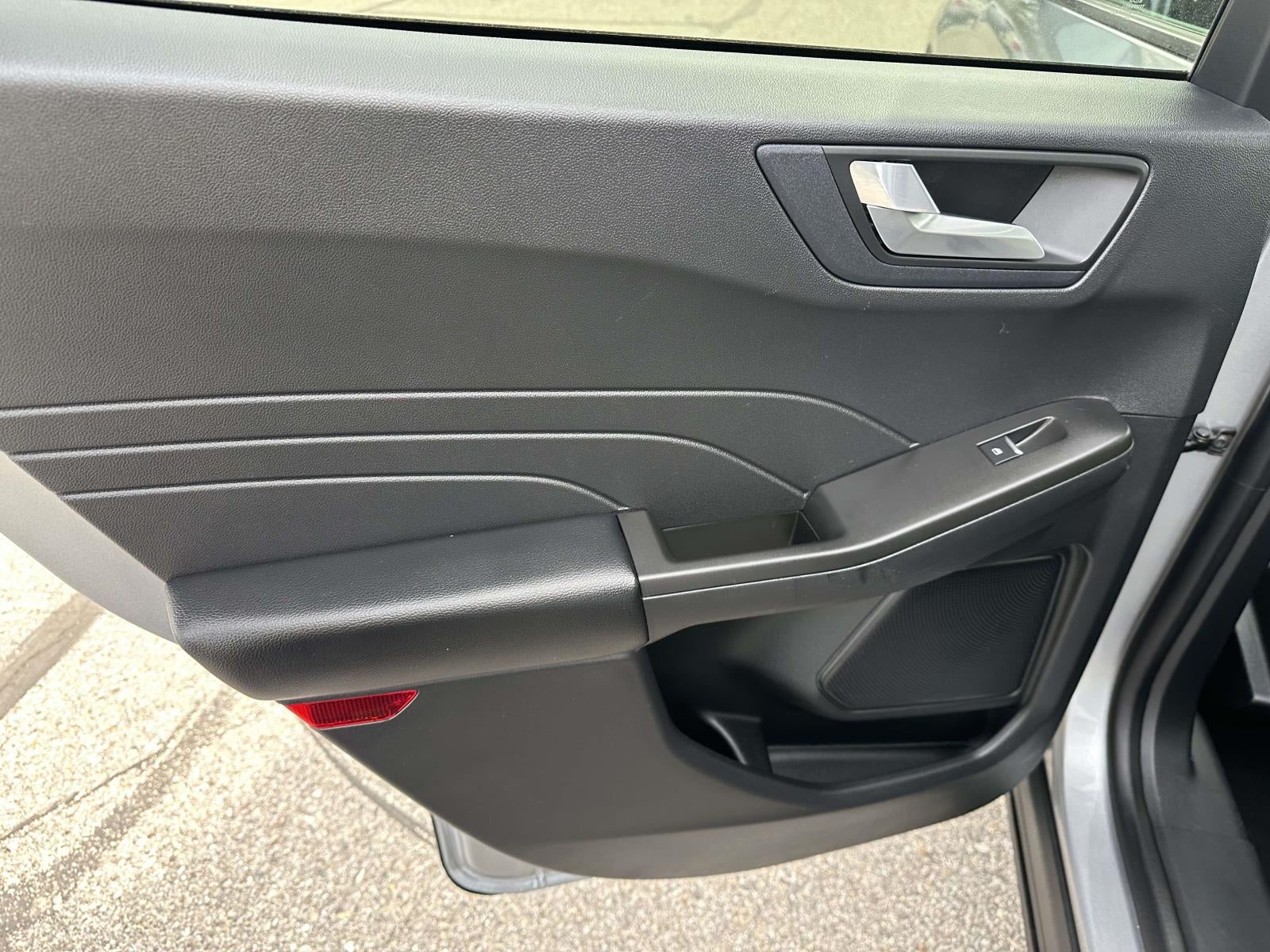 2021 Ford Escape SE FWD