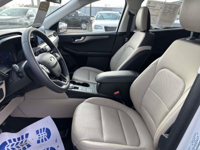 2022 Ford Escape Titanium AWD