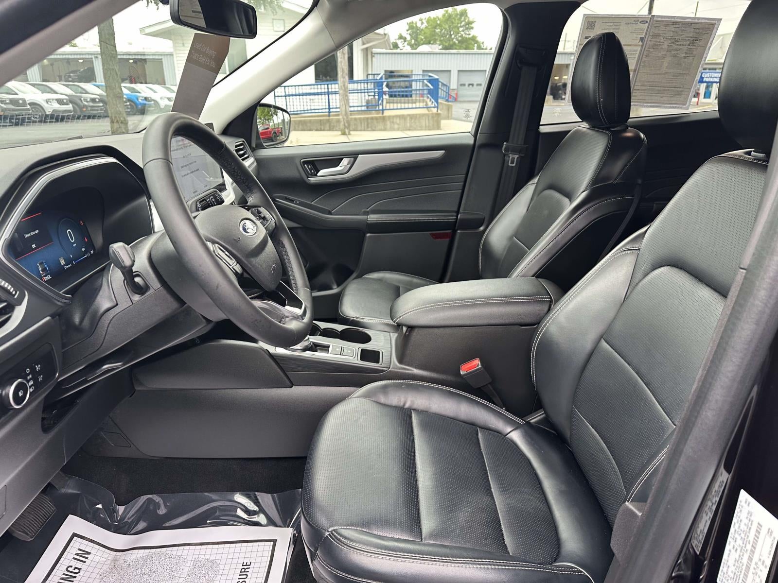 2023 Ford Escape Platinum AWD