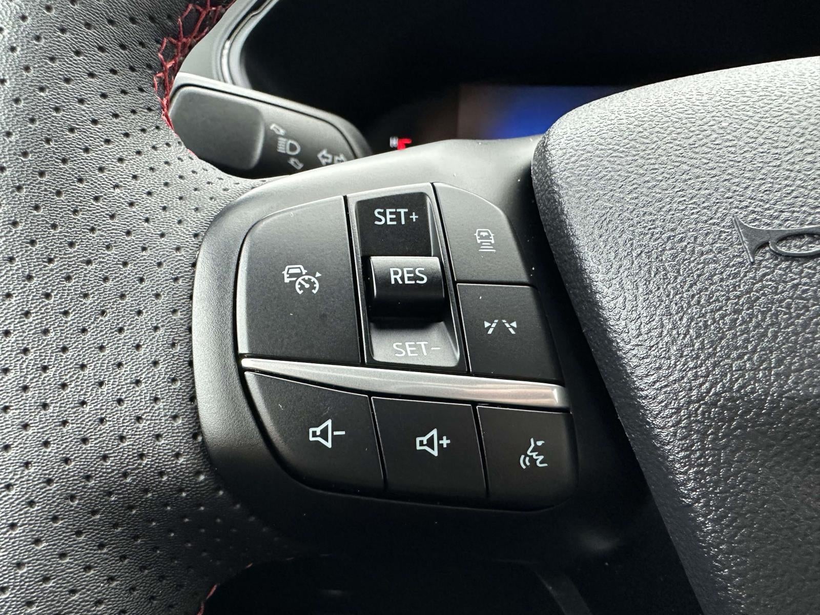 2023 Ford Escape ST-Line AWD