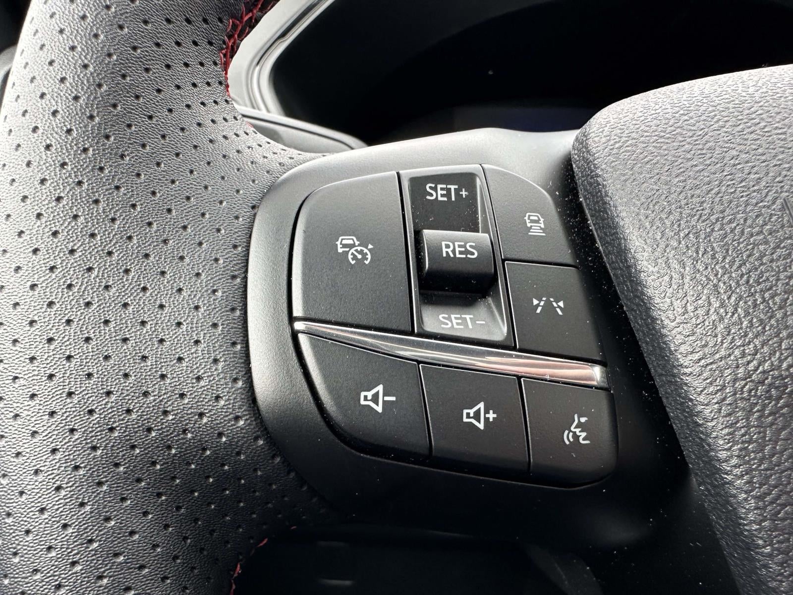 2026 Ford Escape ST-Line Select AWD