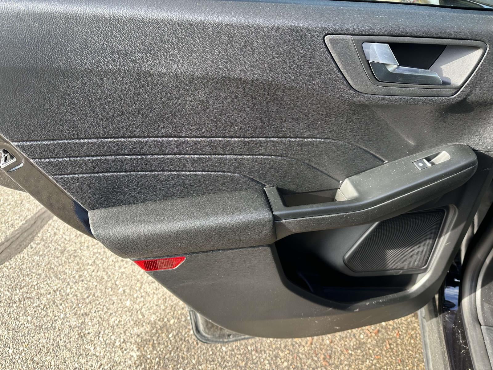 2026 Ford Escape ST-Line Select AWD