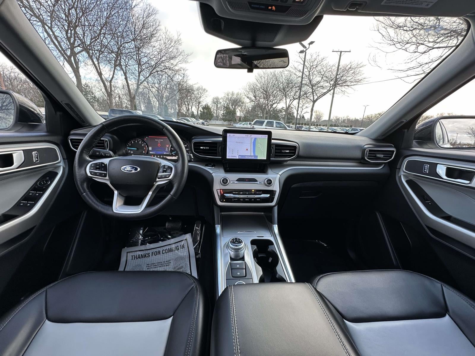 2023 Ford Explorer XLT 4WD