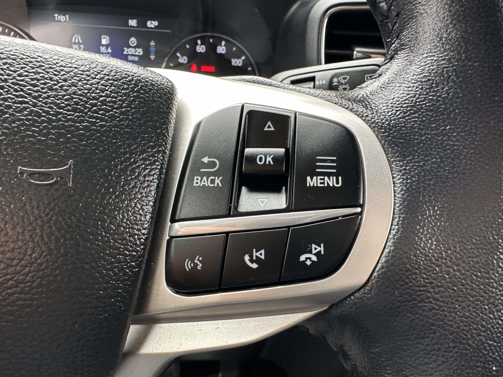 2023 Ford Explorer XLT 4WD