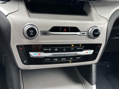 2023 Ford Explorer XLT 4WD