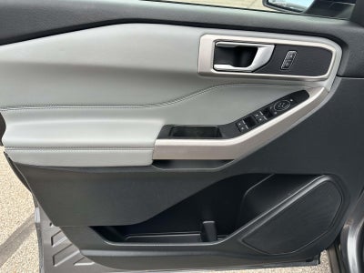 2023 Ford Explorer XLT 4WD