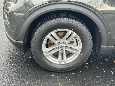 2023 Ford Explorer XLT 4WD