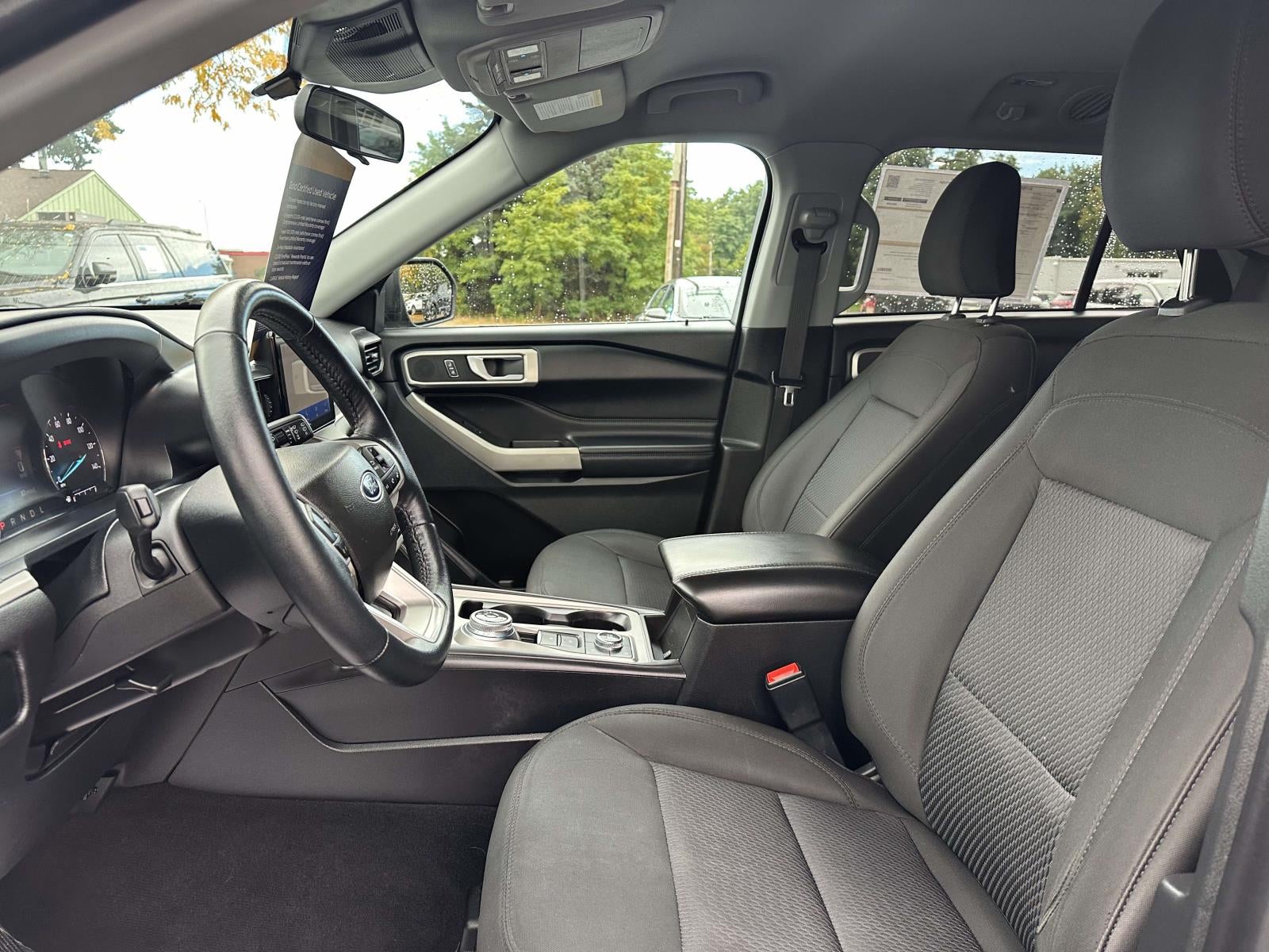 2023 Ford Explorer XLT 4WD