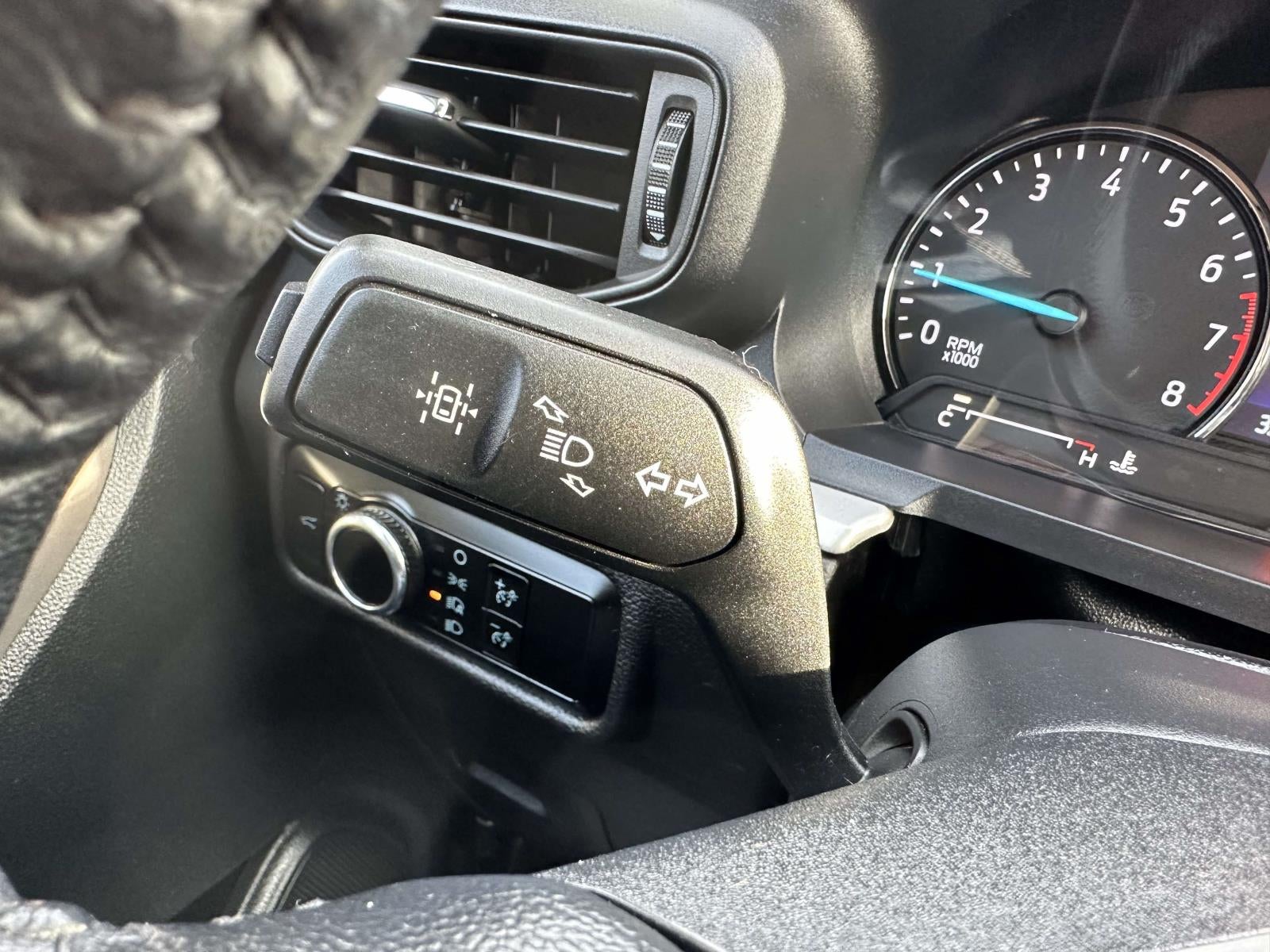 2023 Ford Explorer XLT 4WD