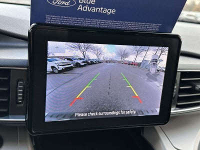 2023 Ford Explorer XLT 4WD