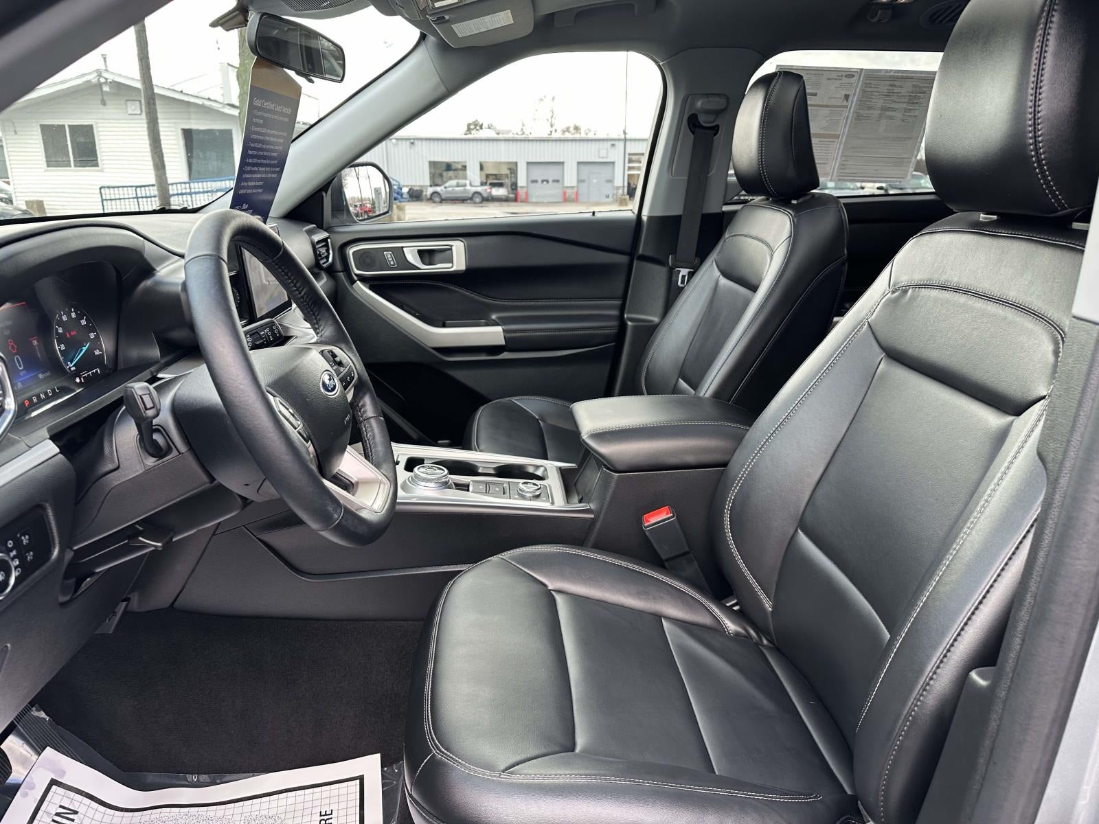 2023 Ford Explorer XLT 4WD