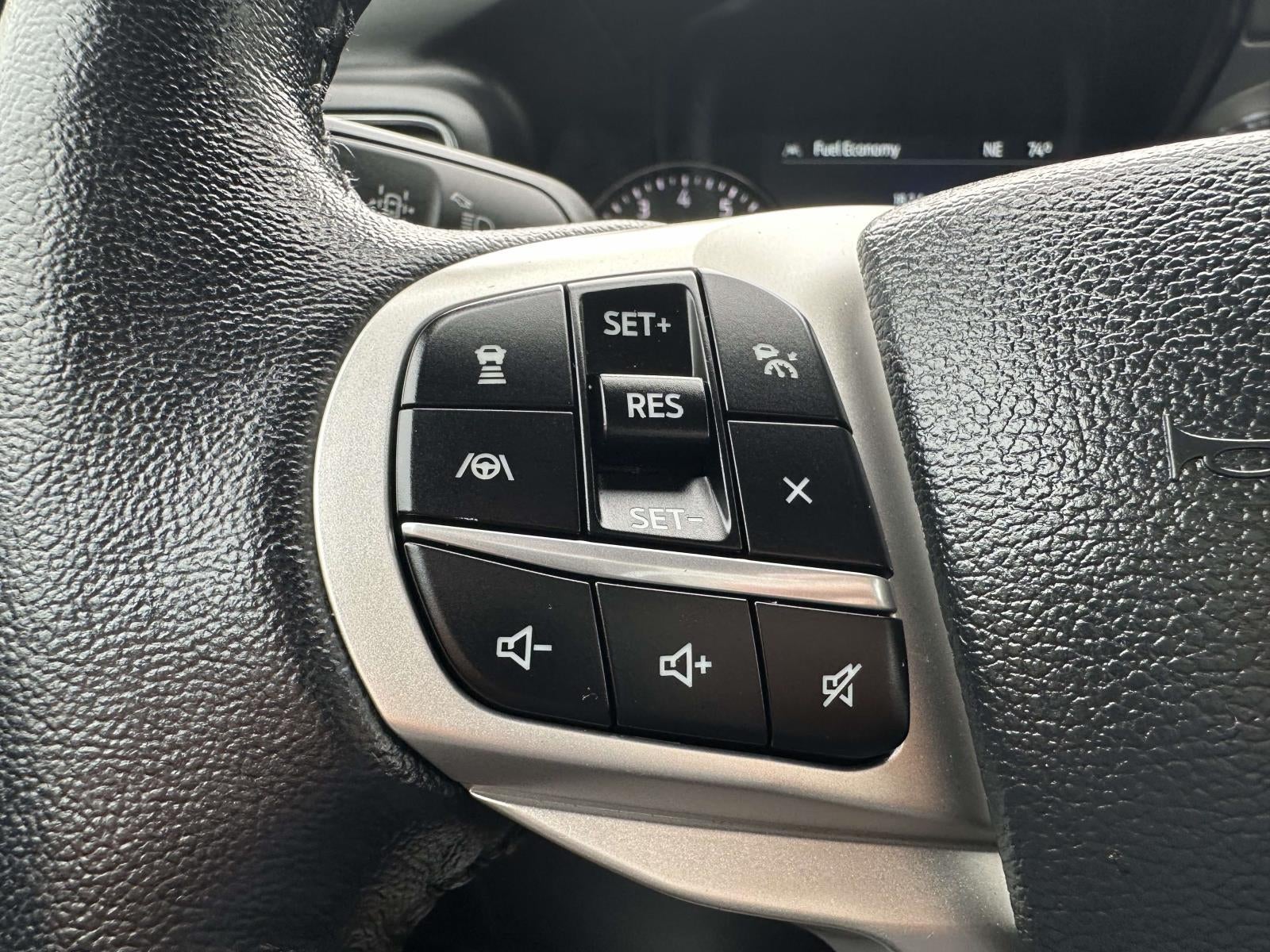 2023 Ford Explorer XLT 4WD