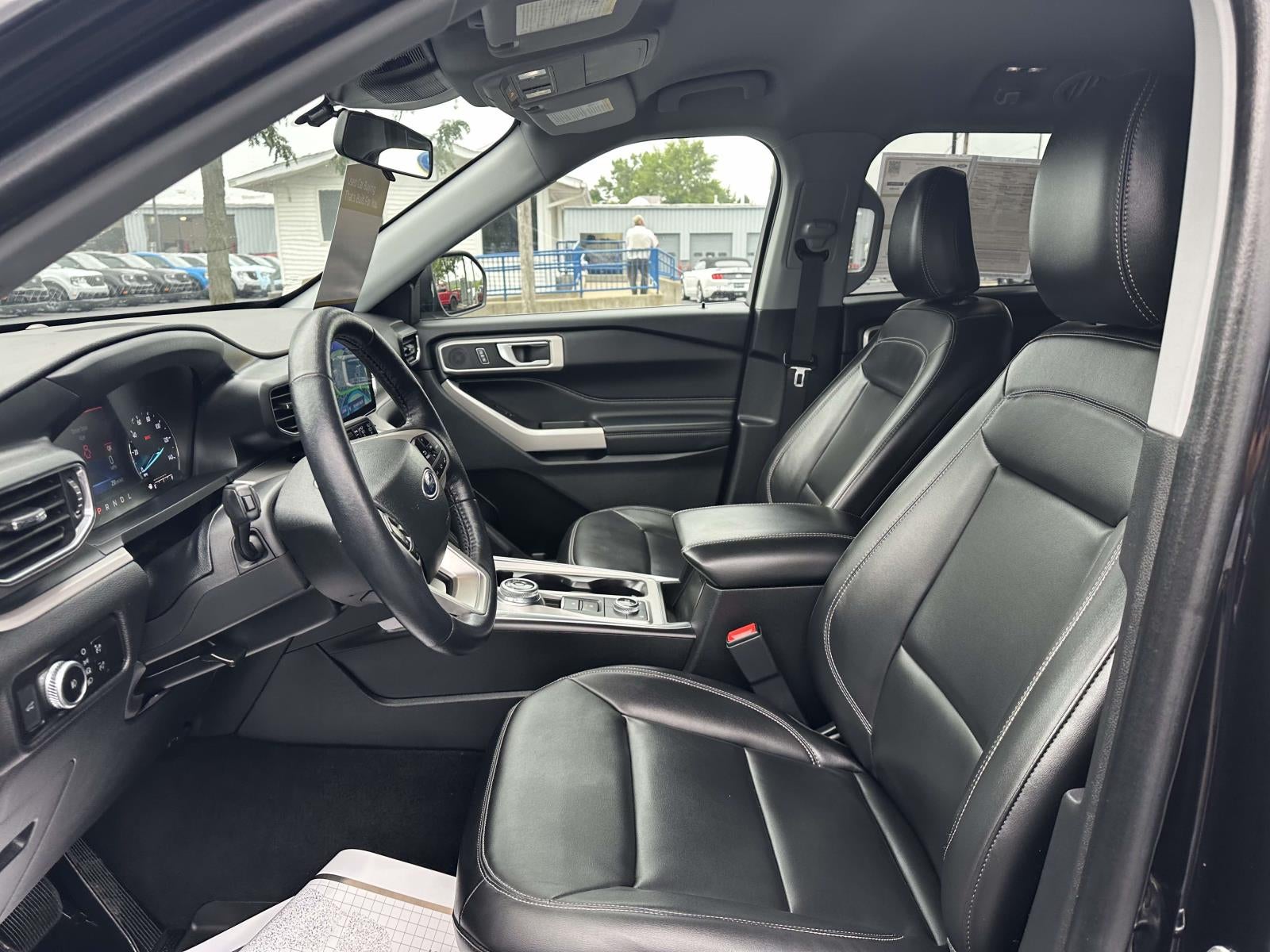 2023 Ford Explorer XLT 4WD