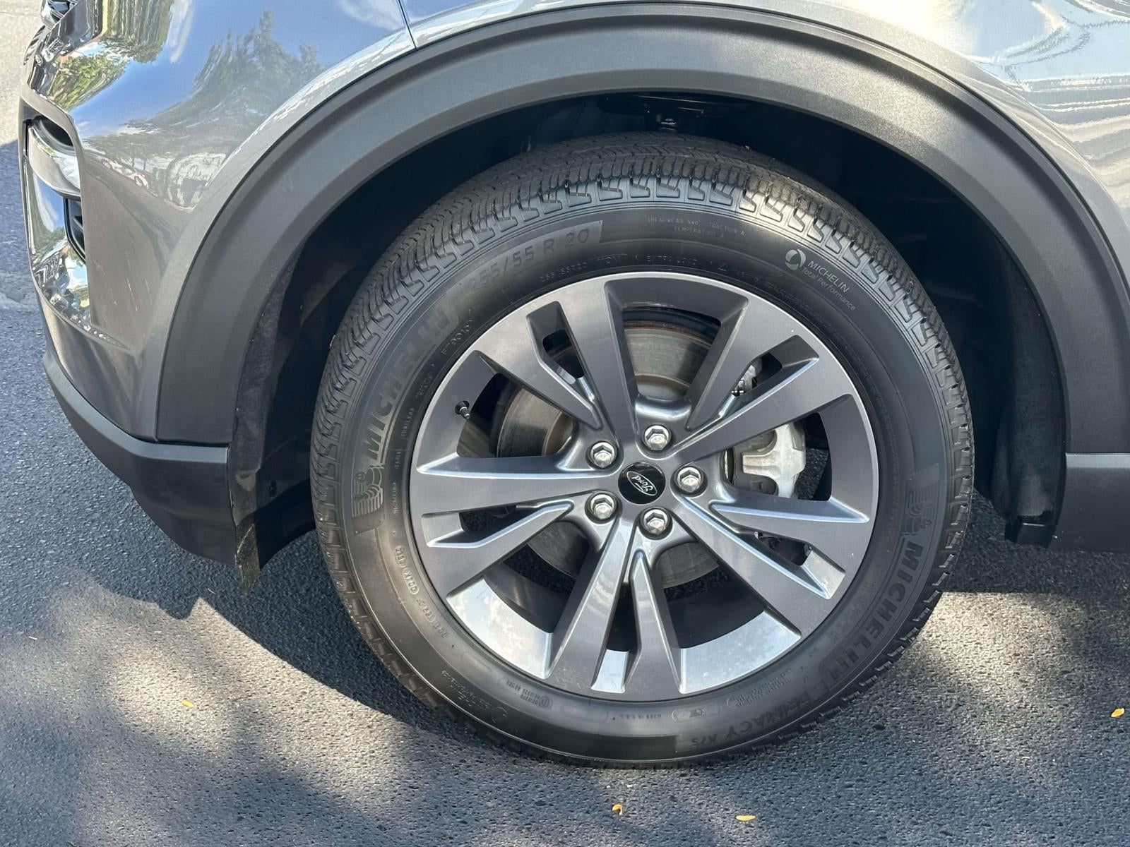 2023 Ford Explorer XLT 4WD