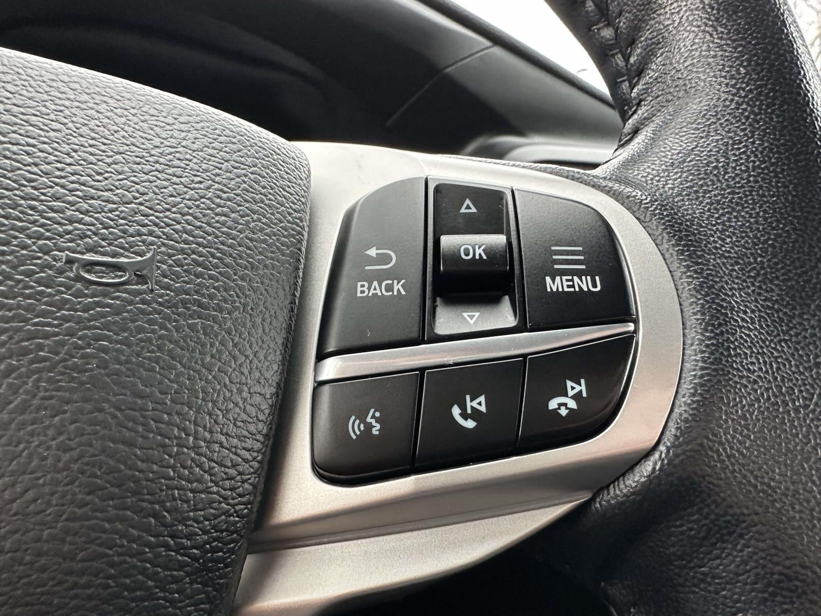 2023 Ford Explorer XLT 4WD