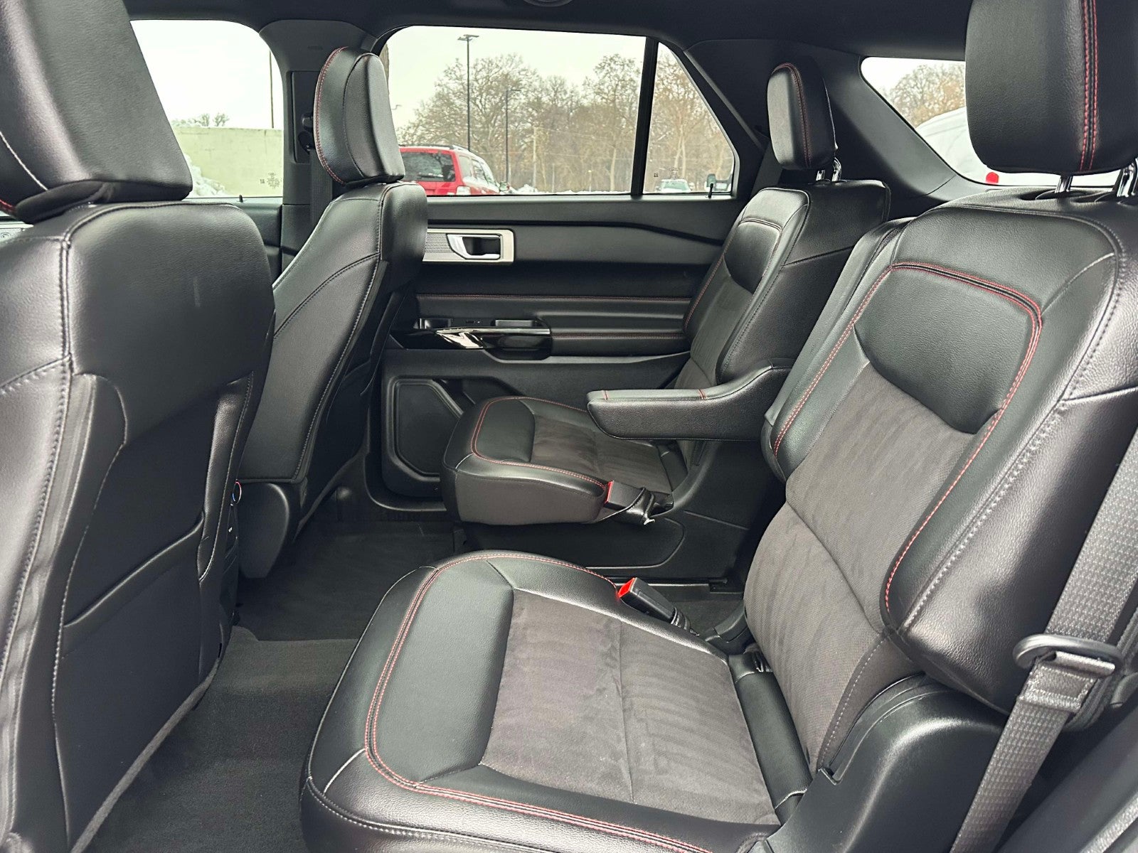 2023 Ford Explorer ST-Line 4WD