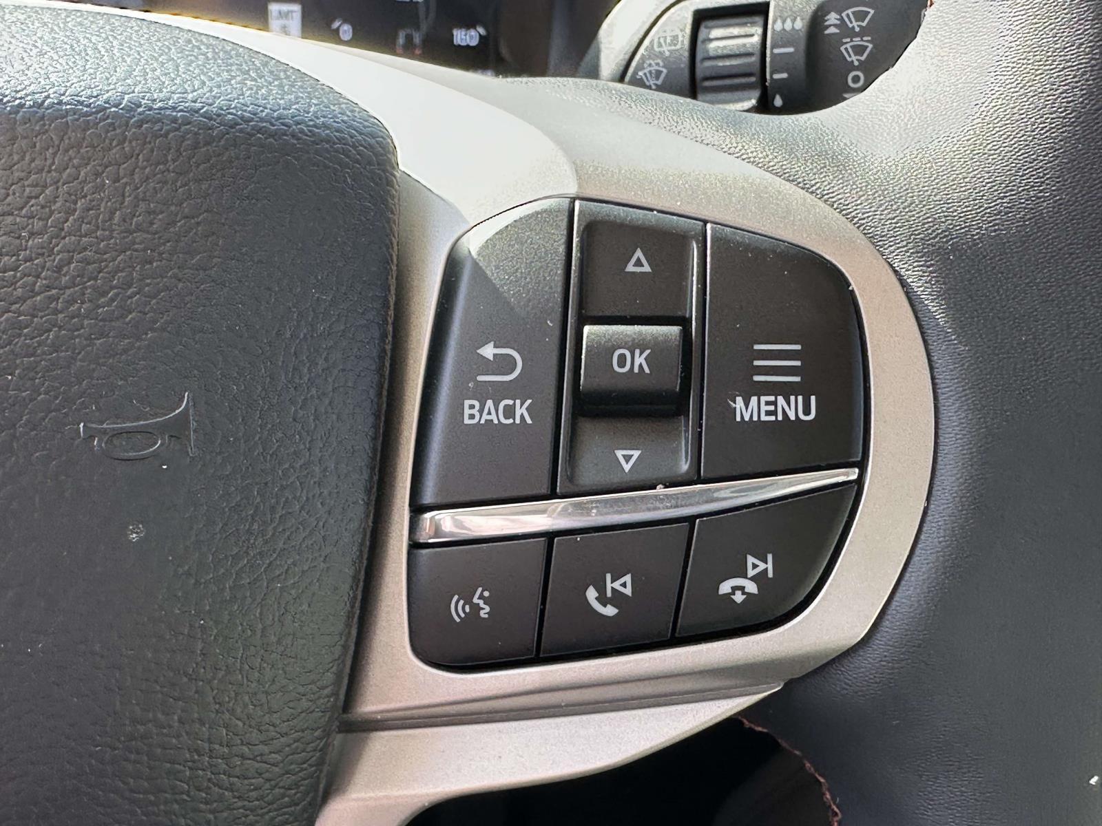 2026 Ford Explorer Active w/100A Pkg 4WD